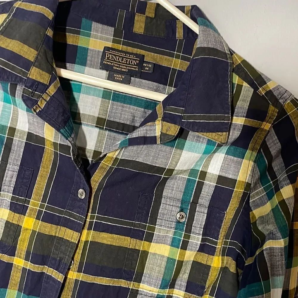 Pendleton Lodge Shirt Plaid Soft Flannel petite Medium